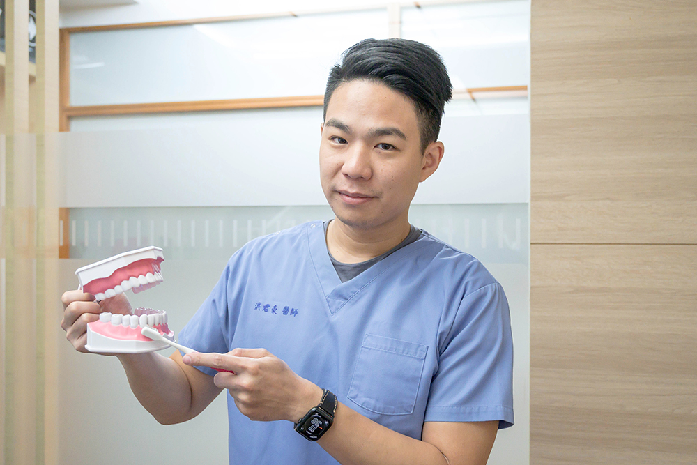 牙刷電動的才好？醫師授3招挑好牙刷護健康